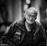 Queen Street Auckland city, black and white photo by Mike Wheelton